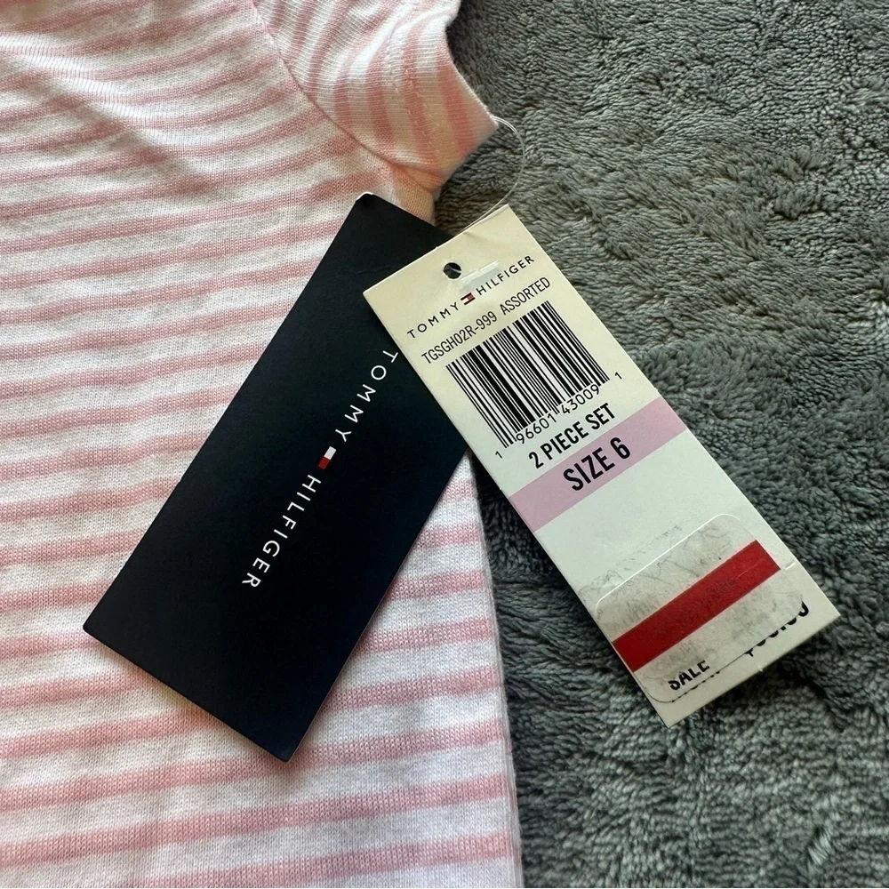 Tommy Hilfiger Girls Size 6 Pink And White Striped Tee NWT